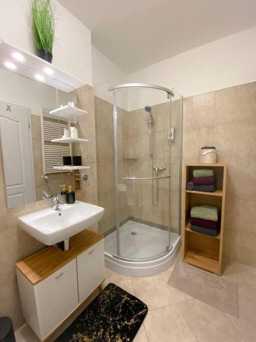 H & A Suite Gozsdu - The 1001 Nights Suite Budapest Exterior foto